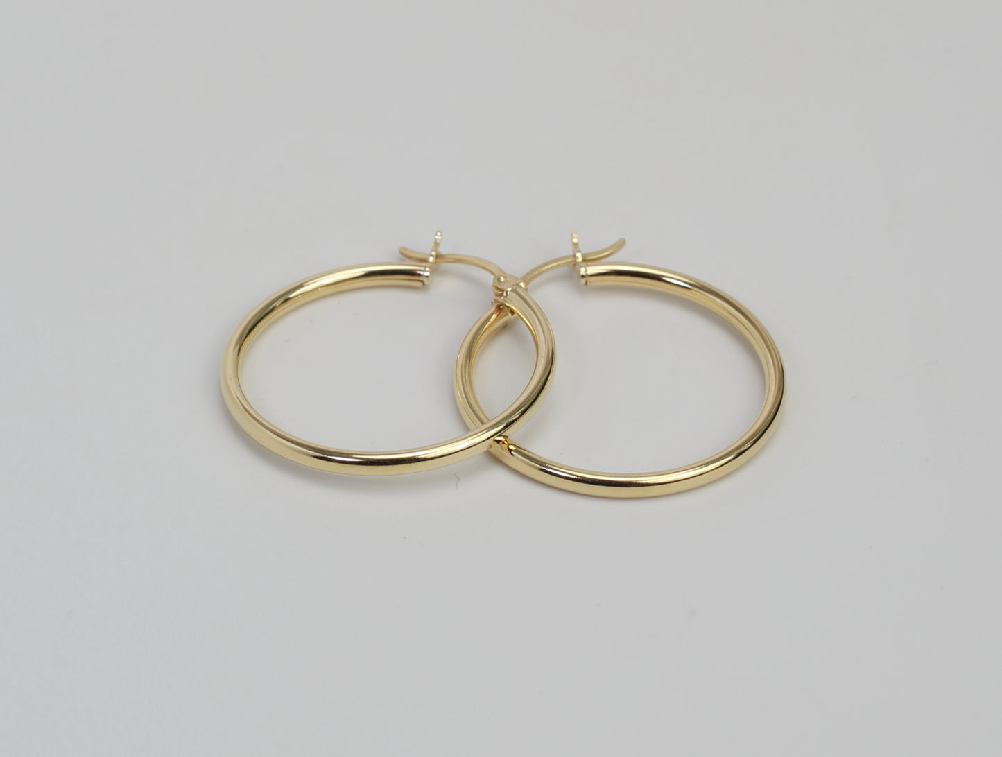 Plain Hoop Earrings 1.5in
