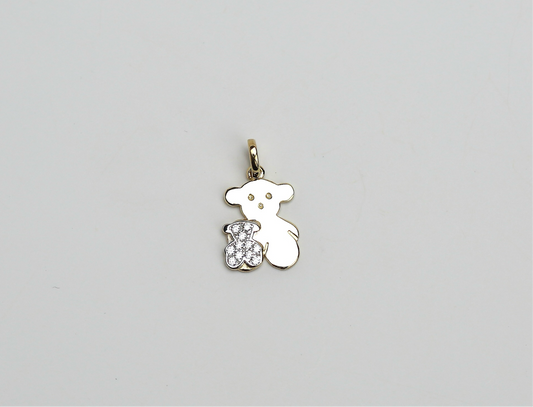 Bear with cub pendant