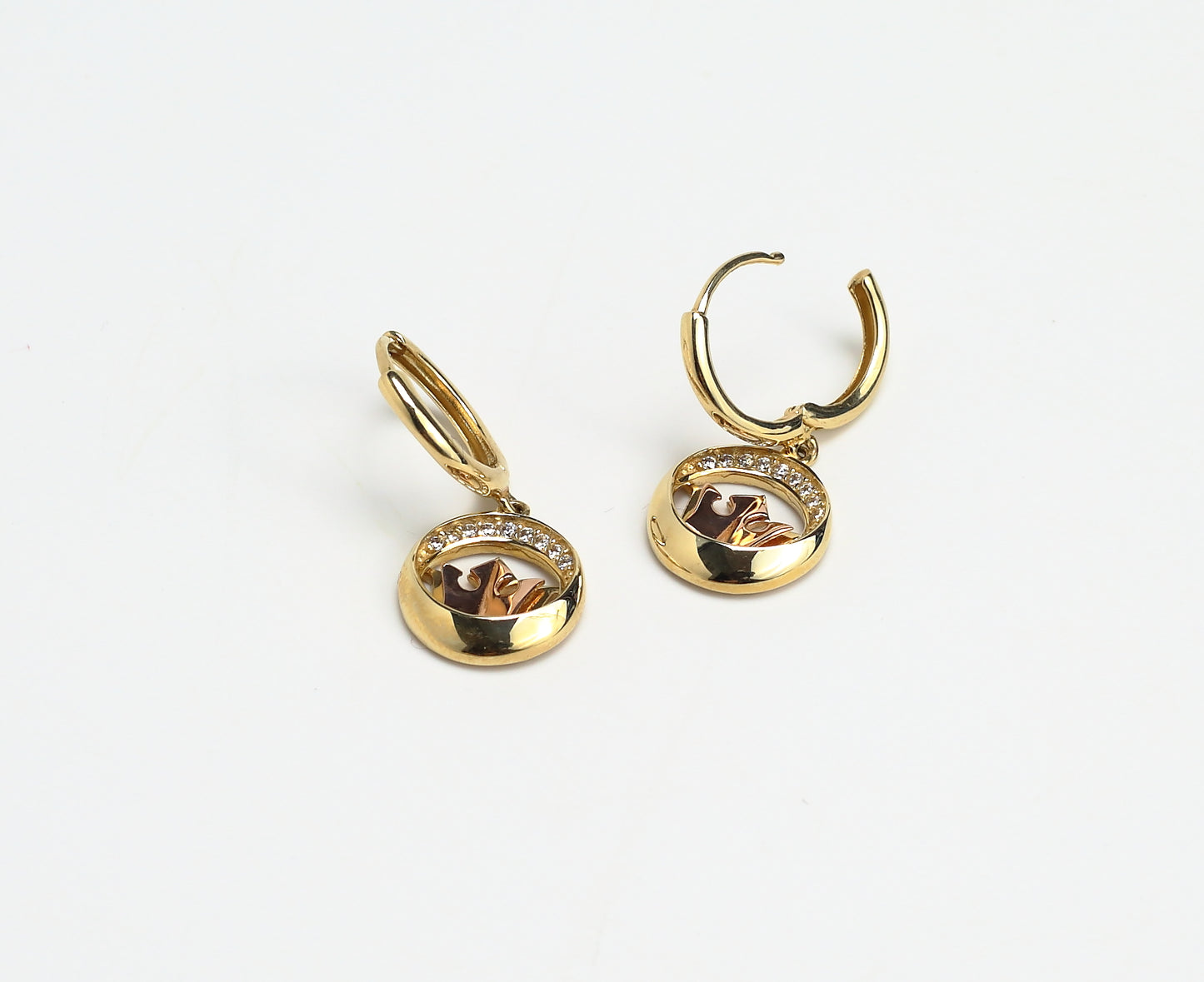 Crown circle earrings