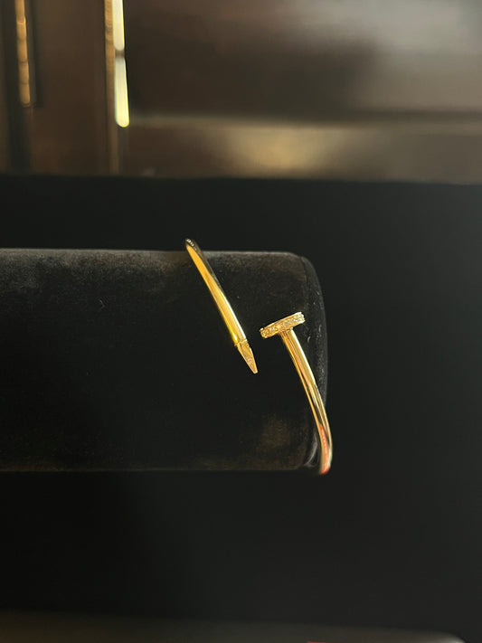 Nail bracelet